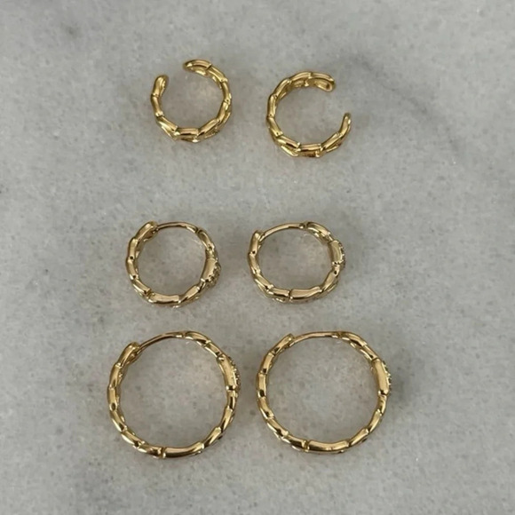 COPY - Gold Crystal Chain Link Hoop Earrings Brand New - Picture 2 of 4